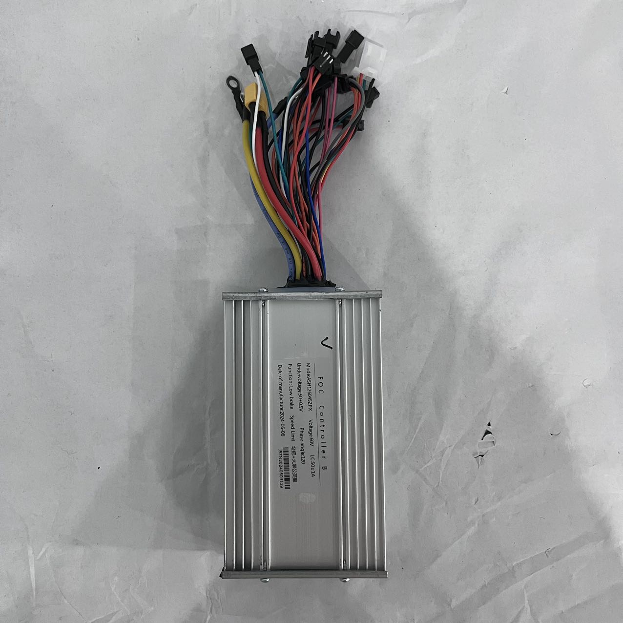 5600W 6000W E-Scooter-Teile 60 – 60V 5600W Dual Motor Electric Scooter Bewertung und Preis